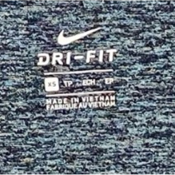 LIKE NEW Nike Dry Fit Scoop Neck Heathered Black/Gray SS Top XS - Picture 4 of 6